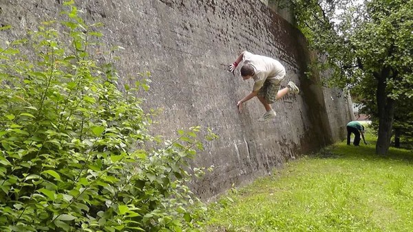 jak dlho robíš parkour  x poprípadne jak si sa knemu dostal