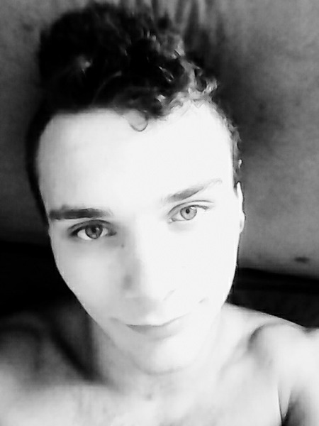ne neoholíš si bradku a ne neostříháš si vlasy